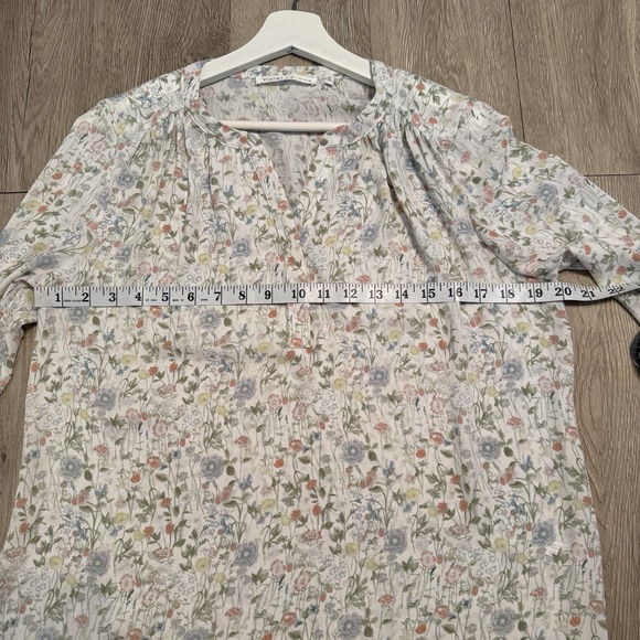 Violet + Claire Women white‎ Floral Top 3/4 sleeve Medium Blouse Shirt Loose Fit - Picture 7 of 9